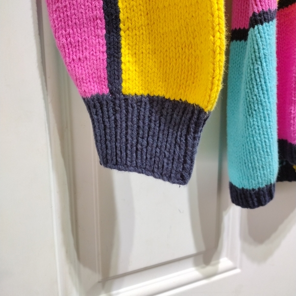 Vtg Neiman Marcus Exclusive Woman's Pullover Sweater Color Block Size Medium - Picture 2 of 7